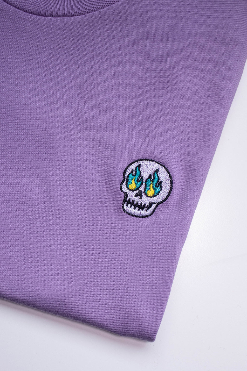 Minimal Skull, Violet T-Shirt