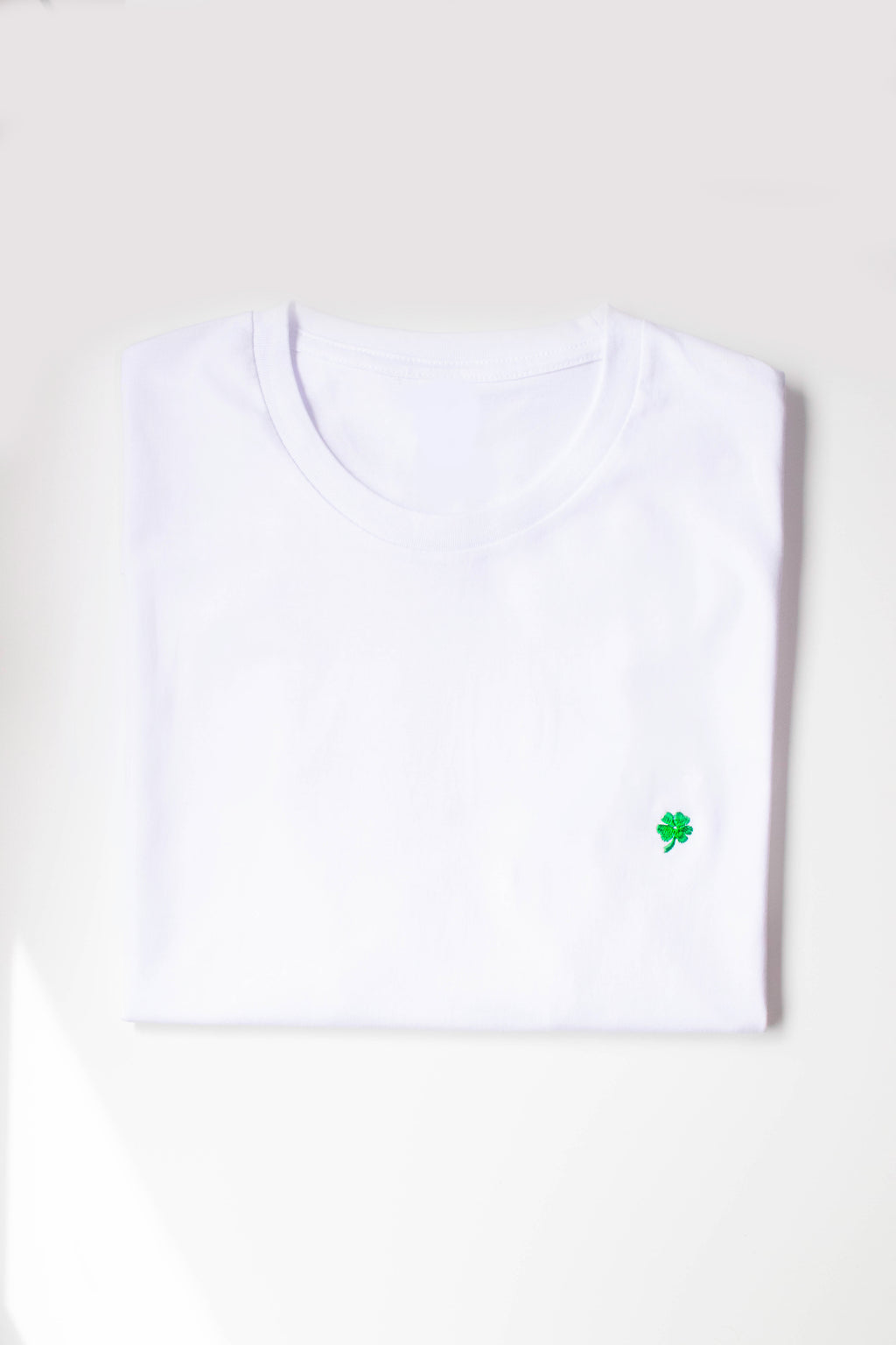 Minimal Clover, White T-Shirt